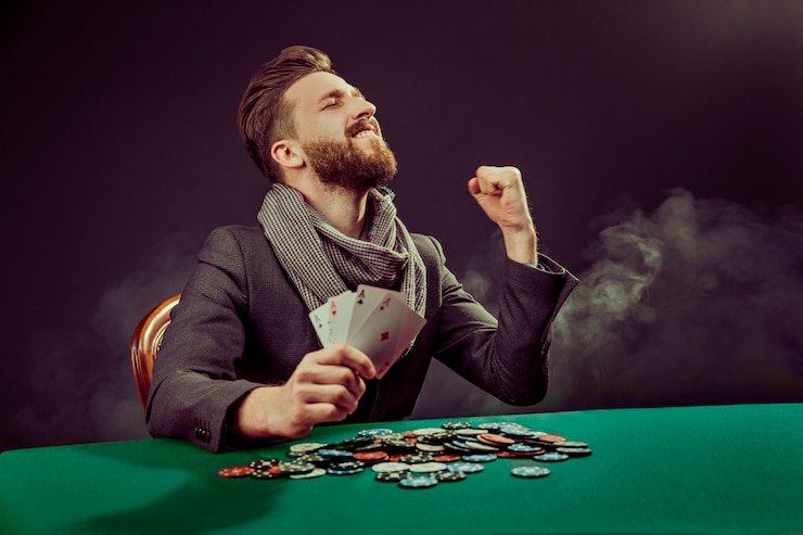 Antarmuka Togel 4D capital303 menampilkan panel pemilihan nomor, riwayat hasil, dan tabel pembayaran